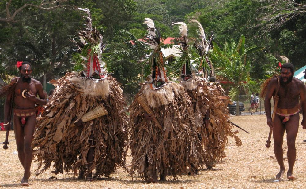 Vanuatu, "Kastom" Rom dance
